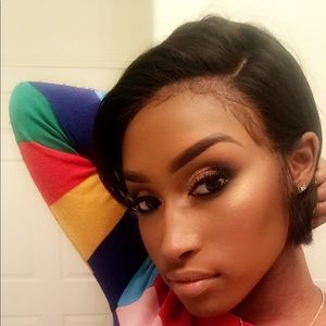 Meet your Posher, Sierra